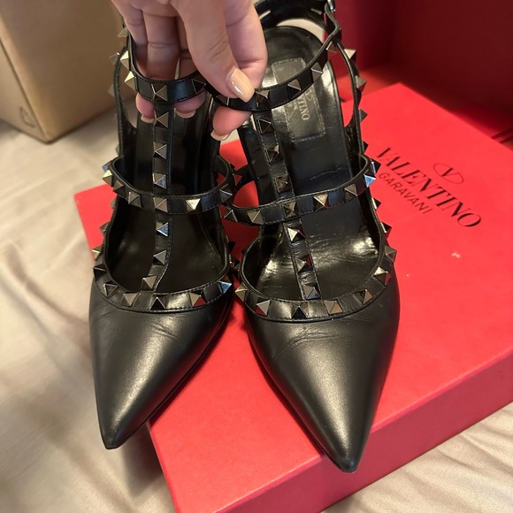 Valentino Rockstud Cage Heels in Noir - Picture 6 of 6